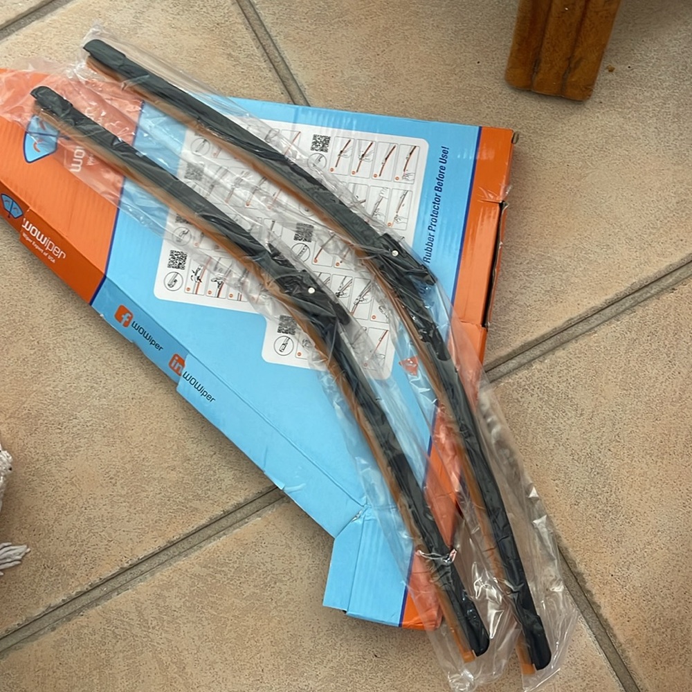 Universal wipers - Picture 3 of 5